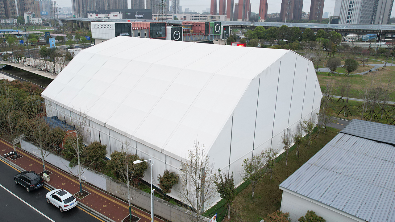 空间难题 一键解锁｜篷房建筑 您的弹性空间解决方案封面