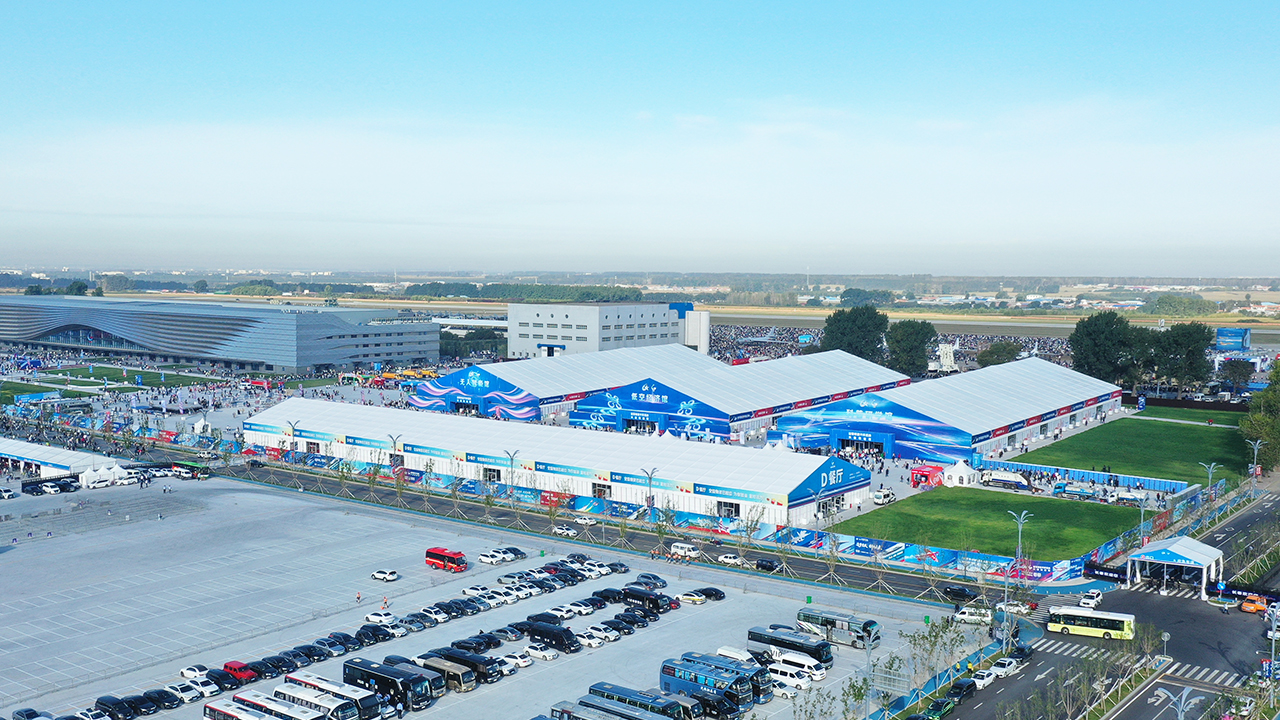 灵动空间 无限可能 | 您的专业篷房解决方案封面